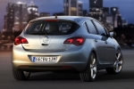 Opel Astra 1.7 CDTI 110 CV Gama Astra Turismo Plata Mineral Exterior Posterior-Lateral 5 puertas