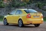 Skoda Octavia RS 2.0 TSI 200 CV RS Turismo Amarillo Sprint Exterior Lateral-Posterior 5 puertas