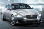 Jaguar XJ Gama XJ Gama XJ Turismo Lunar grey Exterior Frontal-Lateral 4 puertas