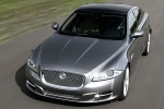 Jaguar XJ Gama XJ Gama XJ Turismo Lunar grey Exterior Cenital-Frontal-Lateral 4 puertas