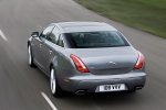 Jaguar XJ Gama XJ Gama XJ Turismo Lunar grey Exterior Posterior-Lateral 4 puertas
