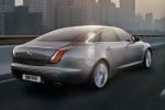 Jaguar XJ Gama XJ Gama XJ Turismo Lunar grey Exterior Posterior-Lateral 4 puertas