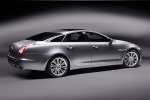 Jaguar XJ Gama XJ Gama XJ Turismo Lunar grey Exterior Lateral-Posterior 4 puertas