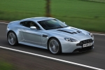 Aston Martin Vantage V12 6.0 517 CV Gama V12 Vantage Coup&eacute; Titanium Silver Exterior Lateral-Frontal 2 puertas
