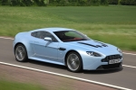 Aston Martin Vantage V12 6.0 517 CV Gama V12 Vantage Coup&eacute; Mako Blue Exterior Lateral-Frontal 2 puertas