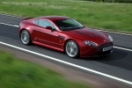 Aston Martin Vantage V12 6.0 517 CV Gama V12 Vantage Coup&eacute; Magma Red Exterior Lateral-Frontal 2 puertas