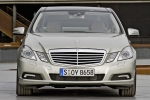 Mercedes-Benz Clase E Gama Clase E ELEGANCE Turismo Beige perla metalizado Exterior Frontal 4 puertas