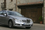 Mercedes-Benz Clase E E 220 CDI BlueEFFICIENCY Aut. ELEGANCE Turismo Plata Iridio Exterior Delantera 4 puertas