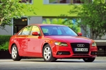 Audi A4 2.0 TDIe 136 CV Gama A4 Berlina Turismo Rojo Brillante Exterior Lateral-Frontal 4 puertas
