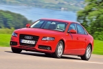 Audi A4 2.0 TDIe 136 CV Gama A4 Berlina Turismo Rojo Brillante Exterior Lateral-Frontal 4 puertas