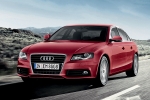 Audi A4 2.0 TDIe 136 CV Gama A4 Berlina Turismo Rojo Brillante Exterior Frontal-Lateral 4 puertas