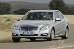 Mercedes-Benz Clase E E 220 CDI BlueEFFICIENCY Aut. ELEGANCE Turismo Plata Iridio Exterior Frontal-Lateral 4 puertas