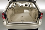 Mercedes-Benz Clase E  E 250 CDI BlueEFFICIENCY Estate AVANTGARDE Turismo familiar Interior Maletero 5 puertas