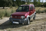 Suzuki Jimny 1.3L 85 CV (2008) Mode2 Techo met&aacute;lico (2008) Todo terreno Exterior Frontal-Lateral 3 puertas