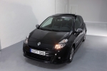 Renault Clio GT 1.6 133 CV GT Turismo Negro Nacarado Exterior Frontal-Lateral 3 puertas