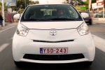 Toyota iQ 1.0 VVT-i 68 CV iQ Turismo Blanco Perlado Exterior Lateral-Frontal 3 puertas