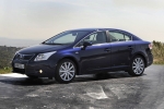 Toyota Avensis 2.2 D-CAT 150 CV AutoDrive S Premium Turismo Exterior Frontal-Lateral