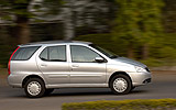 TATA Indigo MFPI 1.4 80 CV GLX Turismo familiar Mica Grey Exterior Lateral 5 puertas