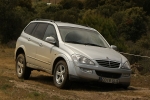 SsangYong Kyron 200Xdi Gama Kyron Todo terreno Fine Silver Exterior Lateral-Frontal 5 puertas