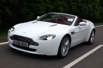 Aston Martin Vantage V8 426 CV Gama V8 Vantage Roadster Descapotable Stratus White Exterior Frontal-Lateral 2 puertas