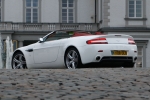 Aston Martin Vantage V8 426 CV Gama V8 Vantage Roadster Descapotable Stratus White Exterior Posterior-Lateral 2 puertas