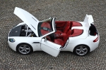 Aston Martin Vantage V8 426 CV Gama V8 Vantage Roadster Descapotable Stratus White Exterior Cenital-Lateral 2 puertas