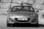 Mazda MX-5 2.0 Roadster Coup&eacute; Aut. Sportive Descapotable Galaxy Grey Mica Exterior Frontal 2 puertas