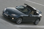 Mazda MX-5 2.0 Roadster Coup&eacute; Aut. Sportive Descapotable Galaxy Grey Mica Exterior Cenital-Frontal-Lateral 2 puertas