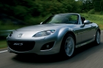 Mazda MX-5 2.0 Soft Top Sportive Descapotable Sunlight Silver Metallic Exterior Frontal-Lateral 2 puertas