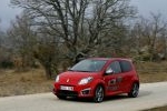 Renault Twingo RS 1.6 16v 133 CV RS Turismo Rojo Vivo Exterior Frontal-Lateral 3 puertas