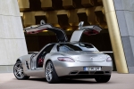 Mercedes-Benz SLS AMG Gama SLS AMG Gama SLS AMG Coup&eacute; AMG Alubeam Silver Exterior Posterior-Lateral 2 puertas