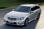 Mercedes-Benz Clase E E 63 AMG 525 CV E 63 AMG 525 CV Turismo familiar Gris Iridio Metalizado Exterior Frontal-Lateral 5 puertas