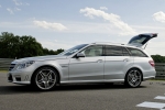 Mercedes-Benz Clase E E 63 AMG 525 CV E 63 AMG 525 CV Turismo familiar Gris Iridio Metalizado Exterior Lateral 5 puertas