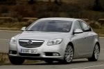 Opel Insignia 2.0 CDTI 160 CV Aut. Cosmo Turismo Plata Lago Exterior Frontal-Lateral 4 puertas