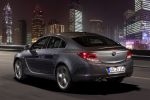 Opel Insignia 2.0 Turbo 220 CV Gama Insignia Turismo Gris Metro Exterior Lateral-Posterior 5 puertas