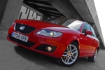 SEAT Exeo 2.0 TDI CR 120 CV DPF Style Turismo Rojo Emoci&oacute;n Exterior Frontal-Lateral 4 puertas