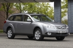 Subaru Outback Gama Outback Gama Outback Turismo familiar Graphite Grey Metallic Exterior Lateral-Frontal 5 puertas