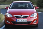 Opel Astra 1.7 CDTI 110 CV Gama Astra Turismo Rojo Pasi&oacute;n Exterior Frontal 5 puertas