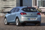 Opel Astra 1.7 CDTI 125 CV  Cosmo Turismo Exterior Lateral-Posterior 5 puertas