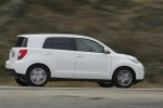 Toyota Urban Cruiser 1.4 D-4D 90 CV 4x2  Active Monovolumen Blanco Exterior Lateral 5 puertas