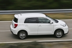 Toyota Urban Cruiser 1.4 D-4D 90 CV 4x2  Active Monovolumen Blanco Exterior Lateral 5 puertas