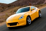 Nissan 370Z V6 3.7 328 CV (2009) Gama 370Z (2009) Coup&eacute; Ultimate Yellow Exterior Frontal-Lateral 3 puertas