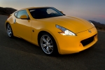 Nissan 370Z V6 3.7 328 CV (2009) Gama 370Z (2009) Coup&eacute; Ultimate Yellow Exterior Frontal-Lateral-Cenital 3 puertas