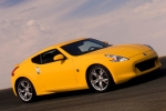 Nissan 370Z V6 3.7 328 CV (2009) Gama 370Z (2009) Coup&eacute; Ultimate Yellow Exterior Lateral-Frontal 3 puertas