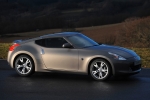 Nissan 370Z V6 3.7 328 CV (2009) Gama 370Z (2009) Coup&eacute; Titanium Grey Exterior Cenital-Lateral-Frontal 3 puertas