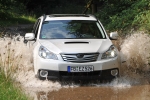 Subaru Outback 2.0D Gama Outback Turismo familiar Satin White Pearl Exterior Frontal 5 puertas