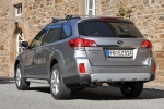 Subaru Outback Gama Outback Gama Outback Turismo familiar Graphite Grey Metallic Exterior Lateral-Posterior 5 puertas