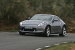 Nissan 370Z V6 3.7 328 CV (2009) Gama 370Z (2009) Coup&eacute; Blade Silver Exterior Frontal-Lateral 3 puertas