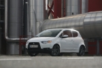 Mitsubishi Colt 1.5 MIVEC Turbo 150 CV Ralliart Turismo Blanco Porcelain Exterior Frontal-Lateral 3 puertas