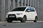 Mitsubishi Colt 1.5 MIVEC Turbo 150 CV Ralliart Turismo Blanco Porcelain Exterior Frontal-Lateral 5 puertas